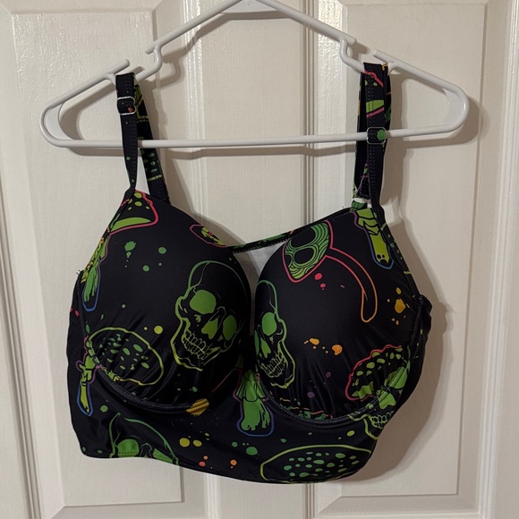 Vibrant Skull Print Underwire Swim Top - Picture 1 of 6